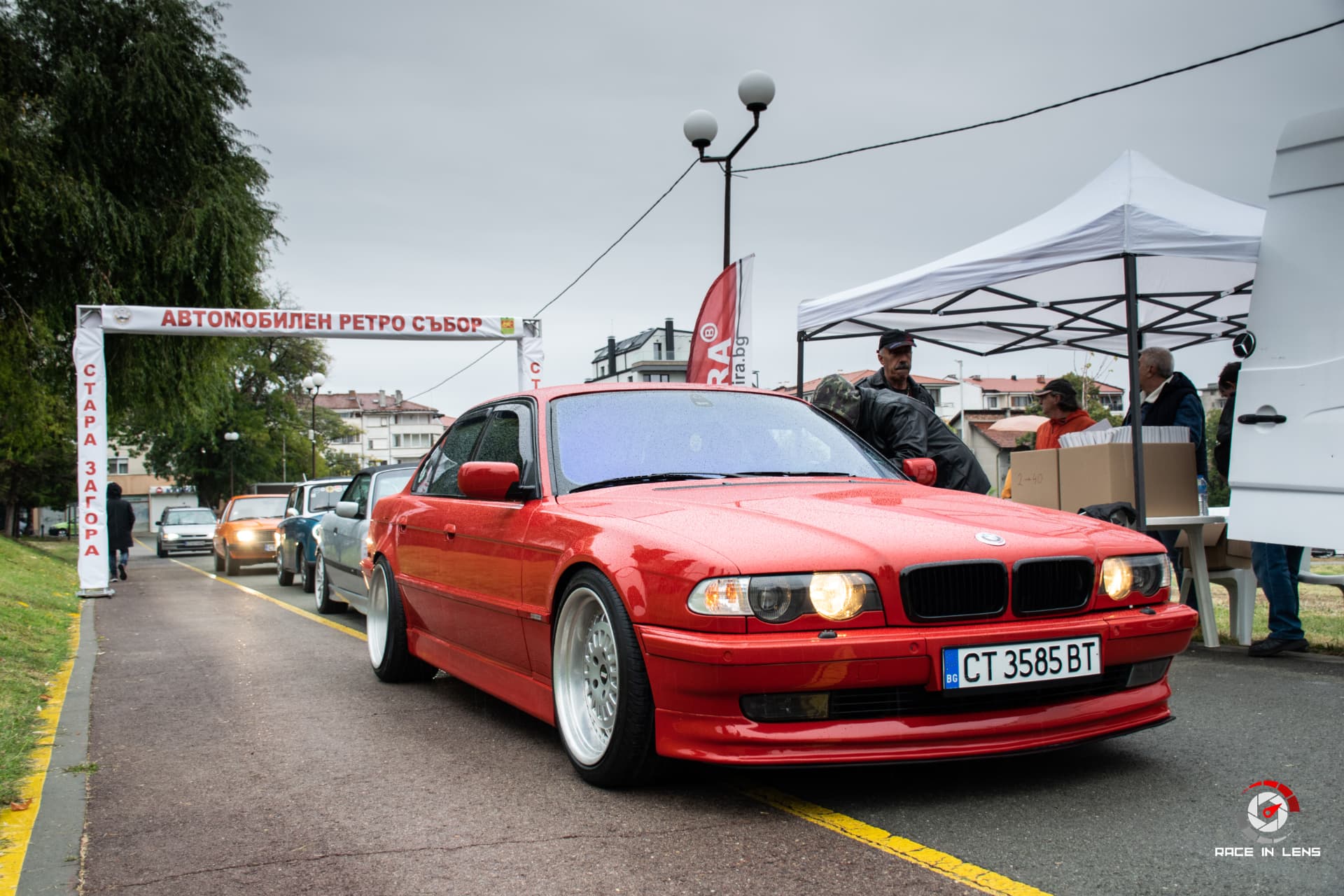 BMW 7 Series (E38), 90-те